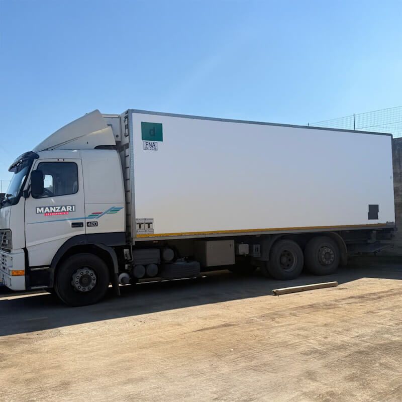 Manzari Transporter - I nostri mezzi